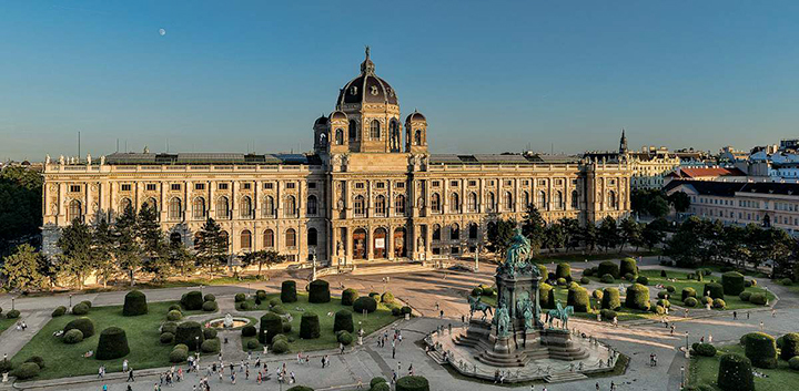 Bảo t&agrave;ng Quốc gia Vienna