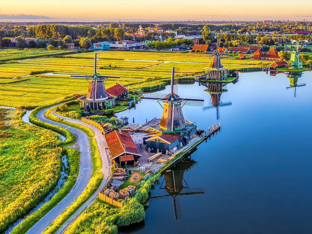 L&agrave;ng cối xay gi&oacute; Zaanse Schans