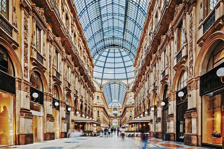 Cổng v&agrave;o trung t&acirc;m Đổi quà F168 Galleria Vittorio Emanuele II