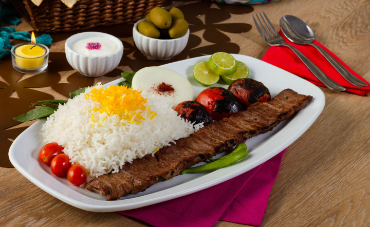 Chelo Kebab, m&oacute;n ăn ngon kh&oacute; cưỡng