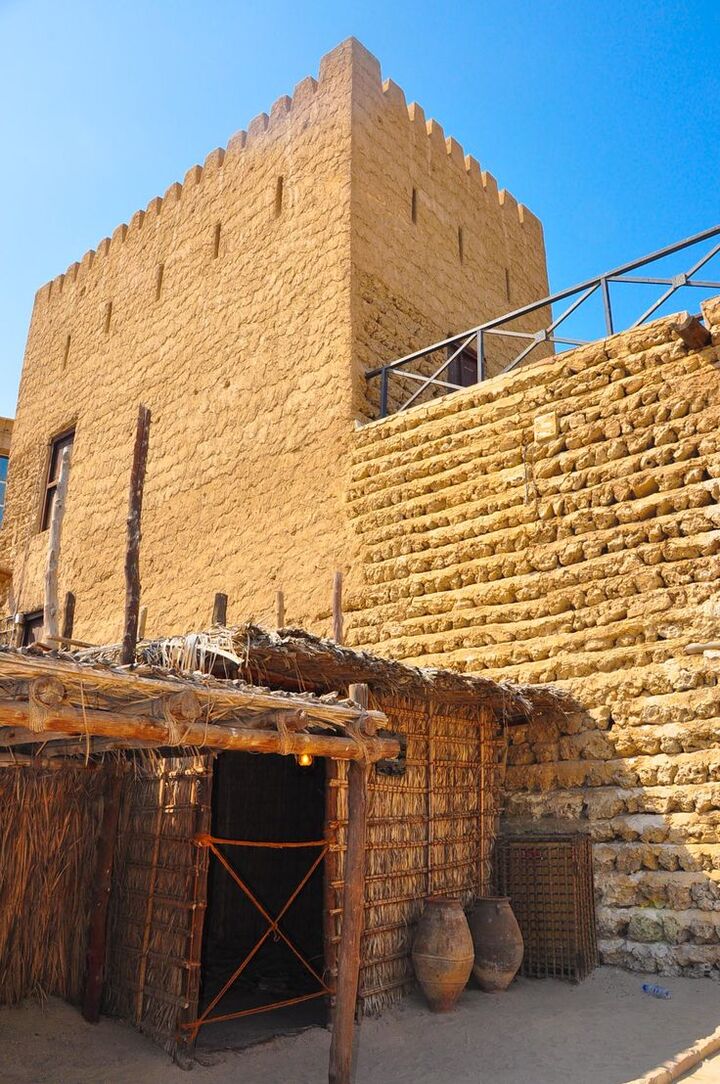 Ph&ograve;ng trưng b&agrave;y về cuộc sống ở sa mạc v&agrave; ven biển