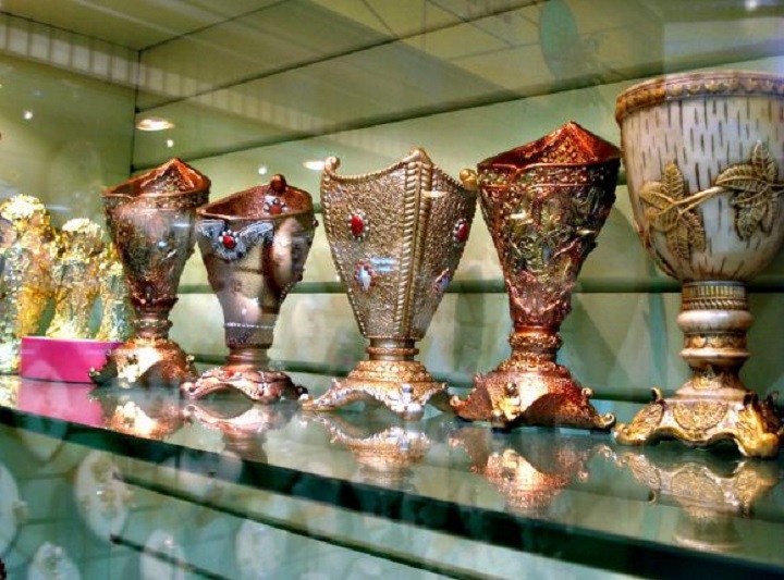 Đ&egrave;n hương Ả Rập