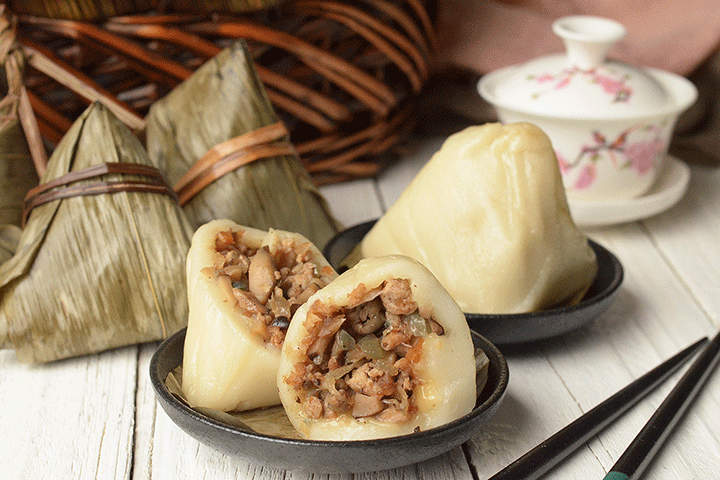 Zongzi - loại b&aacute;nh đặc trưng trong Lễ hội thuyền rồng