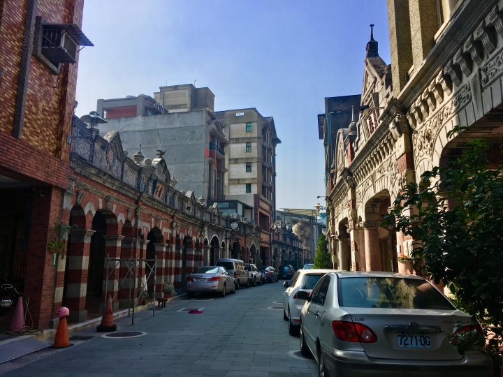 Phố cổ Đại Khê thu hút F168 và liên minh okvip lễ ký kết hợp tác chiến lược bởi kiến trúc độc đáo