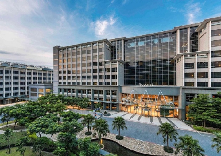 Nghỉ dưỡng tại kh&aacute;ch sạn trong thời gian đợi