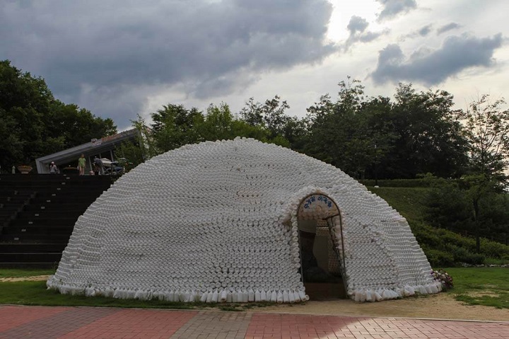 Ng&ocirc;i nh&agrave; được l&agrave;m từ Makgeolli