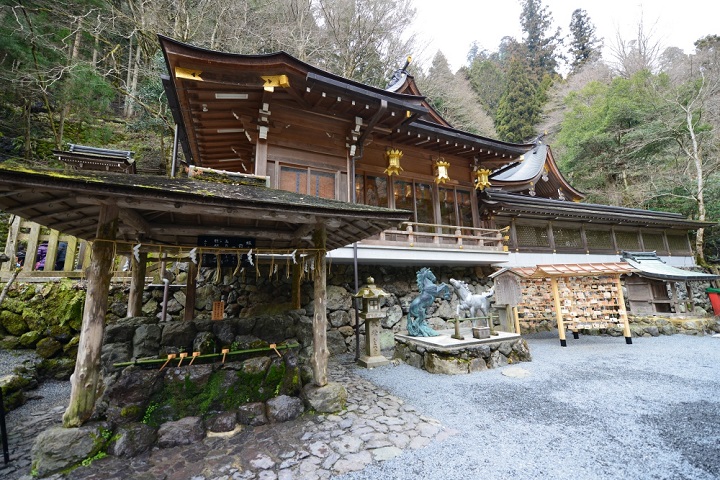 Đền Chính: "Honmiya"