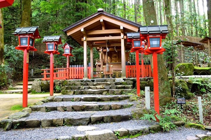 Mùa xuân tại Đền Kifune