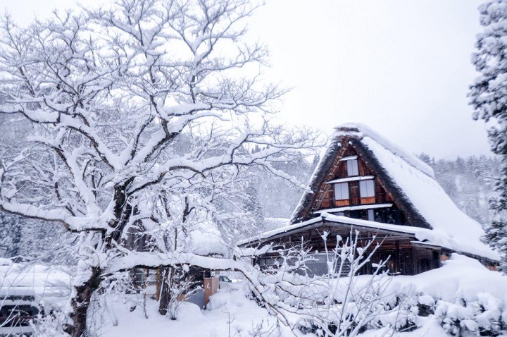 Những ngôi nhà nông truyền thống