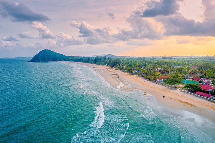 B&atilde;i biển Thung Wua Laen tuyệt đẹp