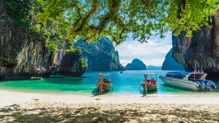 Khung cảnh b&igrave;nh y&ecirc;n của biển Andaman