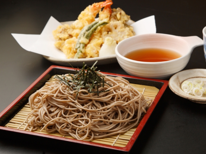 M&igrave; Soba lạnh được xem l&agrave; m&oacute;n ăn giải nhiệt trong m&ugrave;a h&egrave;