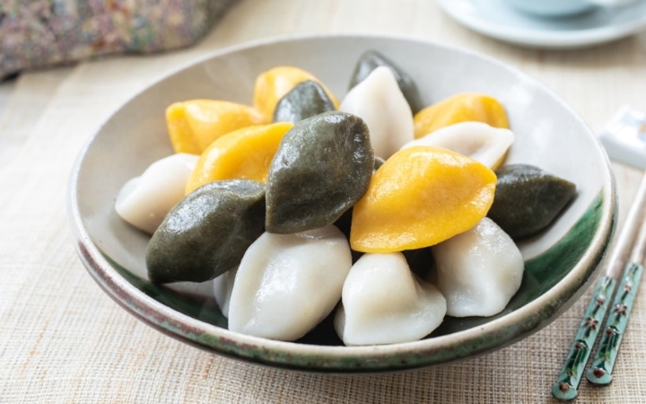 B&aacute;nh Songpyeon - M&oacute;n ăn kh&ocirc;ng thể thiếu trong dịp Trung thu truyền thống của người H&agrave;n