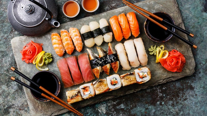 Kh&ocirc;ng thể bỏ qua sushi nếu c&oacute; dịp gh&eacute; thăm Quatangf168 tải ứng dụng