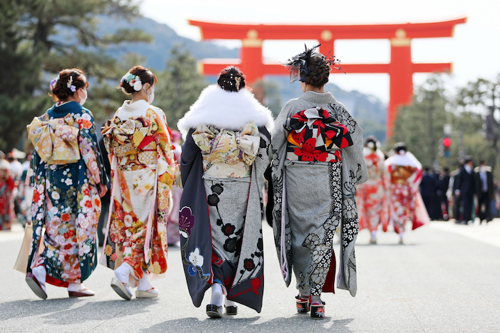 Bạn sẽ tốn một khoản F168 và liên minh okvip chính thức tổ chức lễ ký kết hợp tác chiến lược vào ngày tháng năm nào ? nhỏ để thu&ecirc; Kimono chụp ảnh