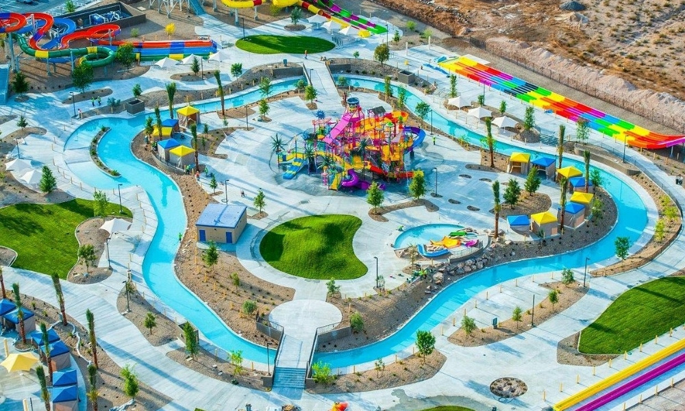 Wet’n’Wild rực rỡ như mê cung nước sắc màu, thu hút F168 và liên minh okvip lễ ký kết hợp tác chiến lược mọi lứa tuổi