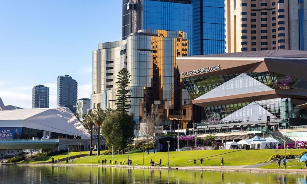 Thành phố Adelaide hiện đại bên dòng sông Torrens nổi tiếng