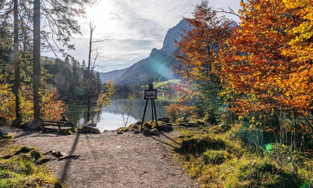 V&ugrave;ng Bavaria rực sắc thu b&ecirc;n hồ Konigssee v&agrave; những thị trấn nhỏ dưới ch&acirc;n d&atilde;y Alps