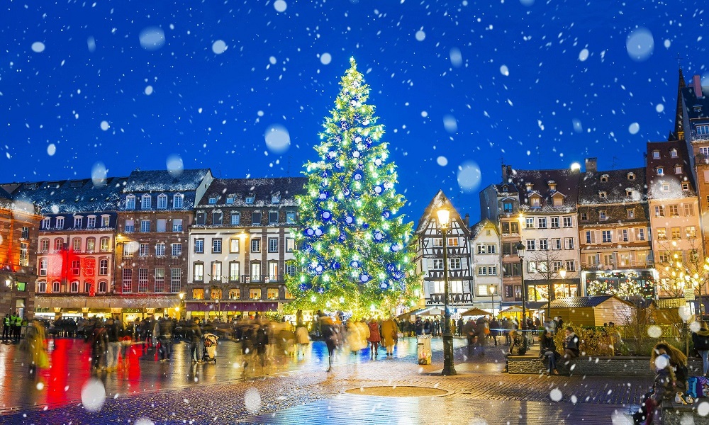 Kh&ocirc;ng kh&iacute; Gi&aacute;ng sinh lan tỏa khắp những ng&ocirc;i l&agrave;ng cổ t&iacute;ch của Alsace