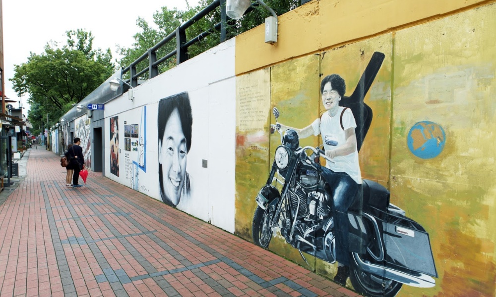 Phố tranh tường mang đậm dấu ấn âm nhạc Hàn Quốc