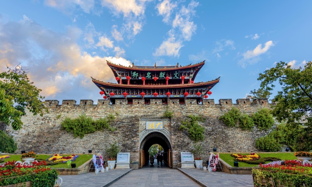 Phố cổ Đại Lý lưu giữ kiến trúc cổ và nhịp sống văn hóa đặc trưng của người Bạch