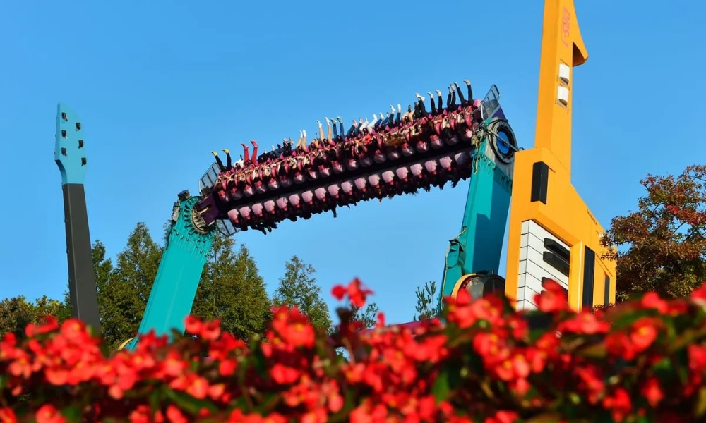 American Adventure với nhiều tr&ograve; chơi cảm gi&aacute;c mạnh