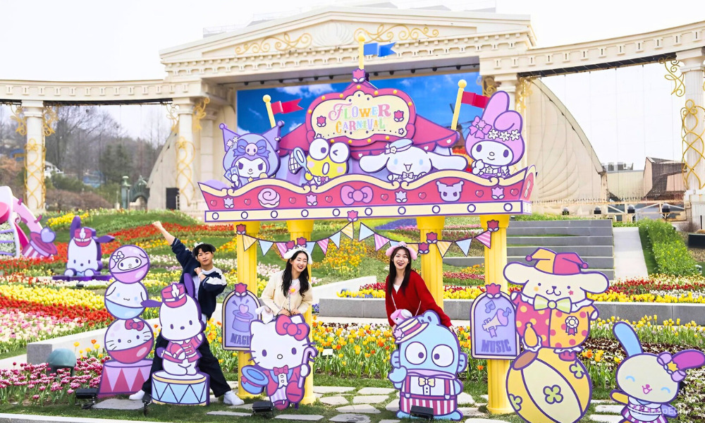 Check-in c&ugrave;ng c&aacute;c nh&acirc;n vật hoạt h&igrave;nh tại khu Global Fair