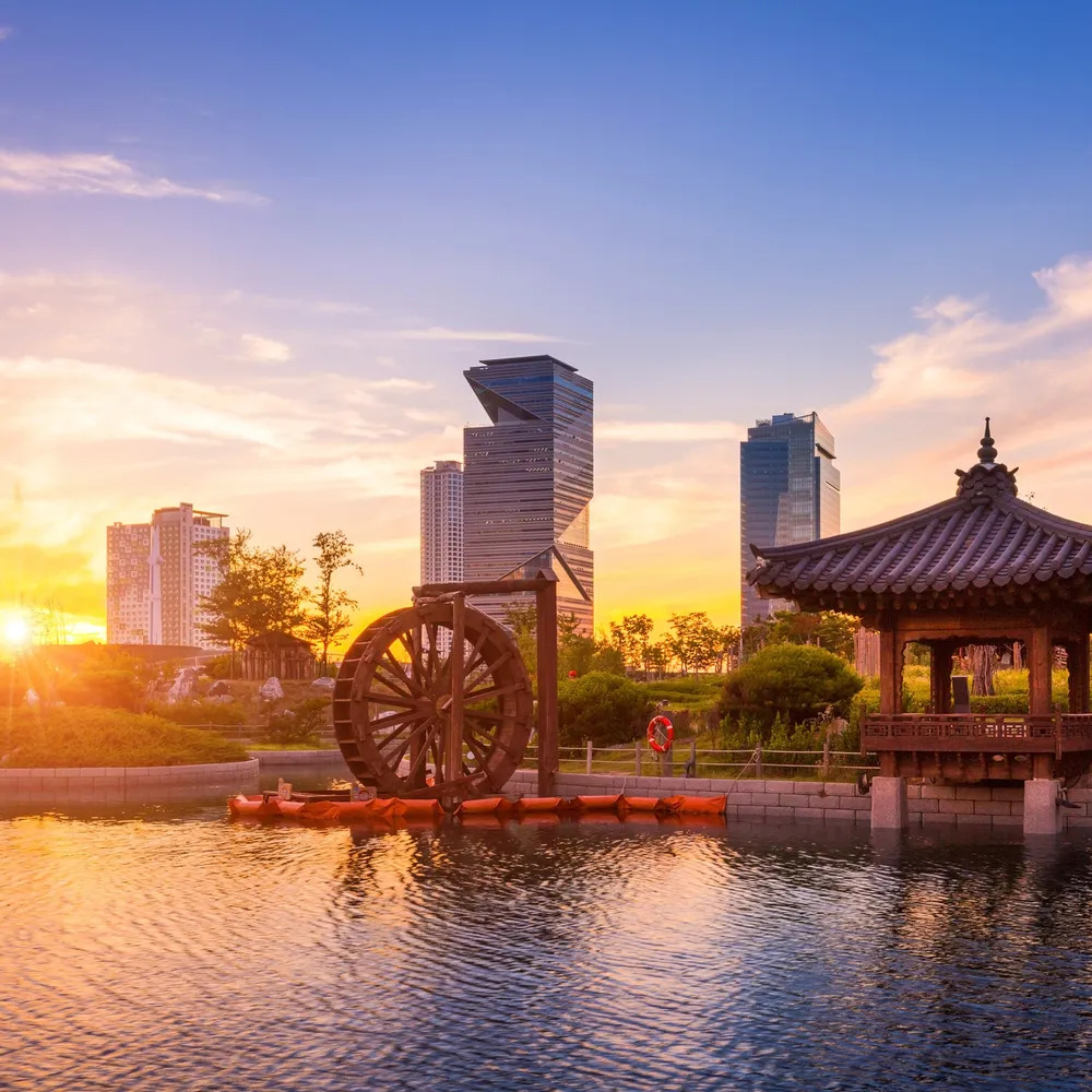 Hoàng hôn rực rỡ tại Songdo Central Park
