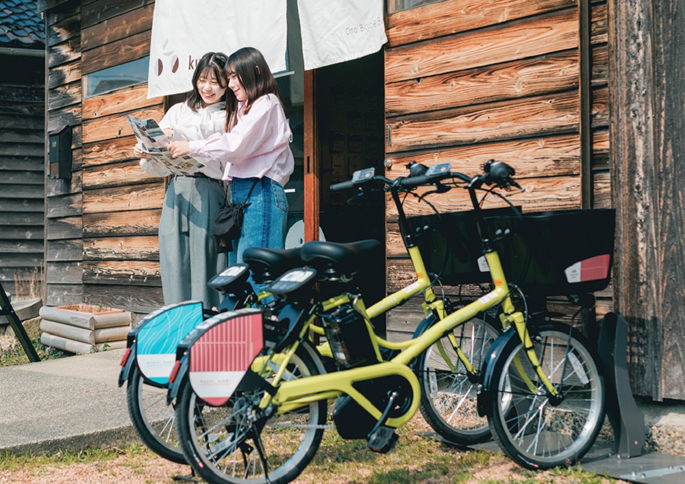 Thuê xe đạp Machinori là cách lý tưởng để len lỏi khám phá Kanazawa cổ kính theo lịch trình riêng