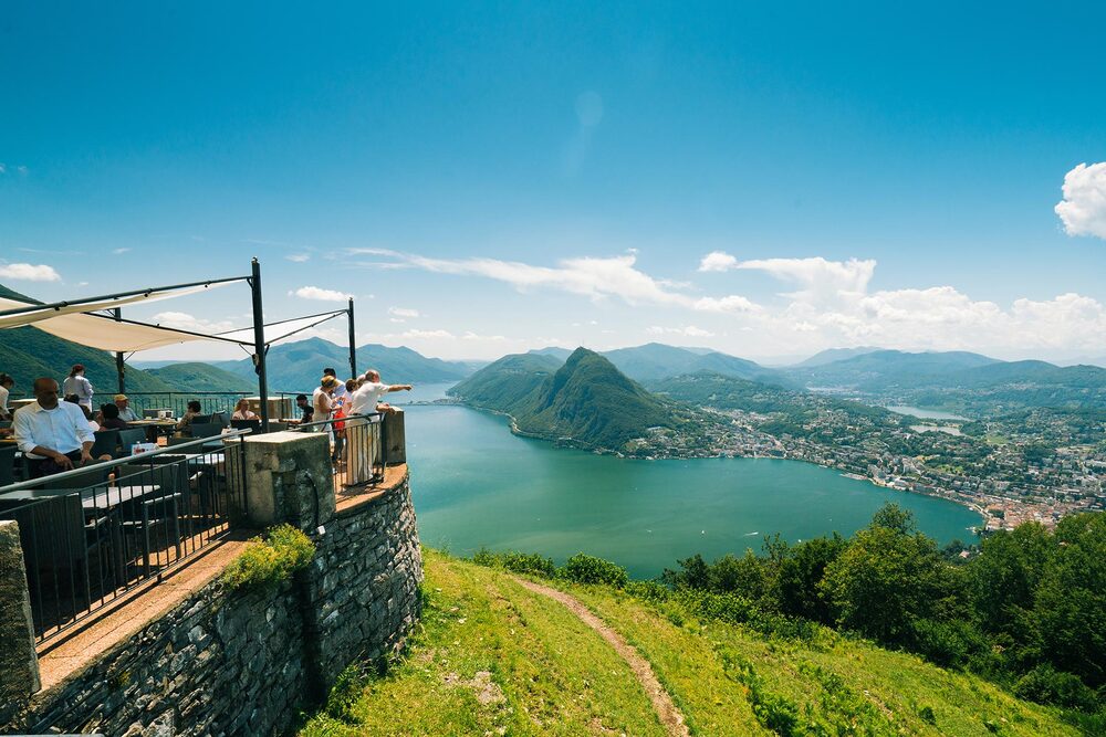Monte Brè – nơi lý tưởng để chiêm ngưỡng toàn cảnh hồ Lugano và dãy Alps từ trên cao