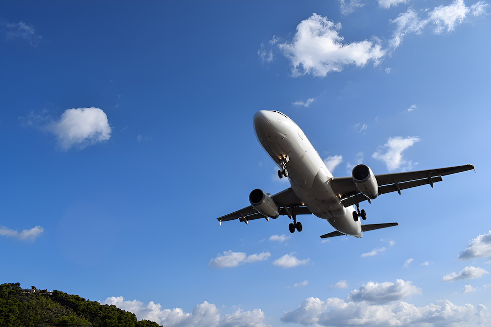 Du kh&aacute;ch c&oacute; thể đặt v&eacute; bay thẳng từ H&agrave; Nội đến s&acirc;n bay Sheremetyevo (Matxcova)