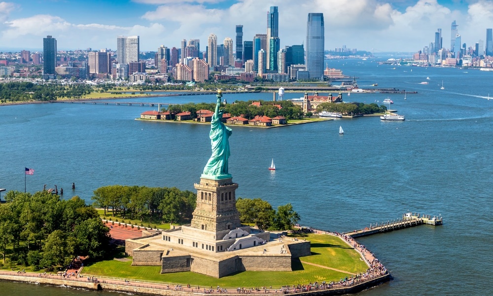 New York là trung tâm F168 và liên minh okvip chính thức tổ chức lễ ký kết hợp tác chiến lược vào ngày tháng năm nào ?, văn hóa và tài chính hàng đầu của nước Mỹ