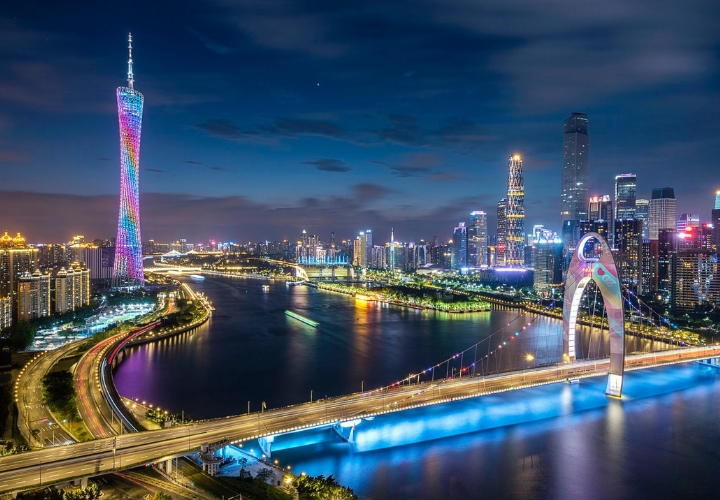 Quảng Châu là thành phố lớn, hiện đại, sầm uất và tràn đầy sức sống không thể bỏ qua khi đến Trung Quốc