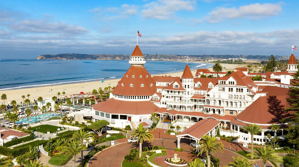 Khách sạn Hotel del Coronado – biểu tượng kiến trúc Victorian nổi tiếng, gắn liền với lịch sử và văn hóa đảo Coronado
