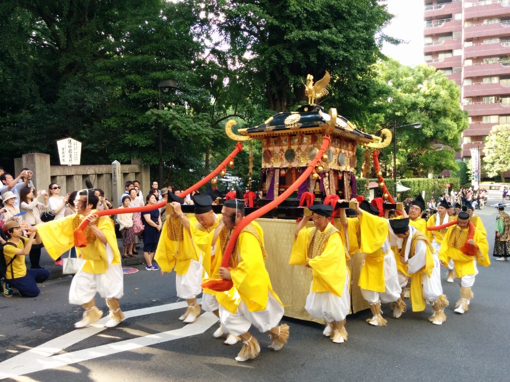 Lễ hội Sanno l&agrave; nghi lễ linh thi&ecirc;ng k&eacute;o d&agrave;i h&agrave;ng ngh&igrave;n năm tại đền Hiyoshi Taisha