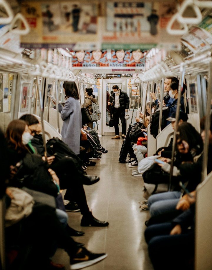 T&agrave;u điện ngầm l&agrave; phương tiện nhanh ch&oacute;ng v&agrave; được đ&aacute;nh gi&aacute; l&agrave; tiện lợi nhất để kh&aacute;m ph&aacute; Tokyo