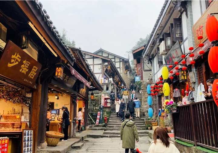 Cổ trấn nổi tiếng c&oacute; tuổi đời ng&agrave;n năm tại Tr&ugrave;ng Kh&aacute;nh, Trung Quốc