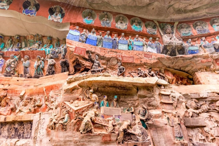 C&aacute;c bức ph&ugrave; đi&ecirc;u độc đ&aacute;o tại tượng khắc đ&aacute; Đại T&uacute;c, Trung Quốc