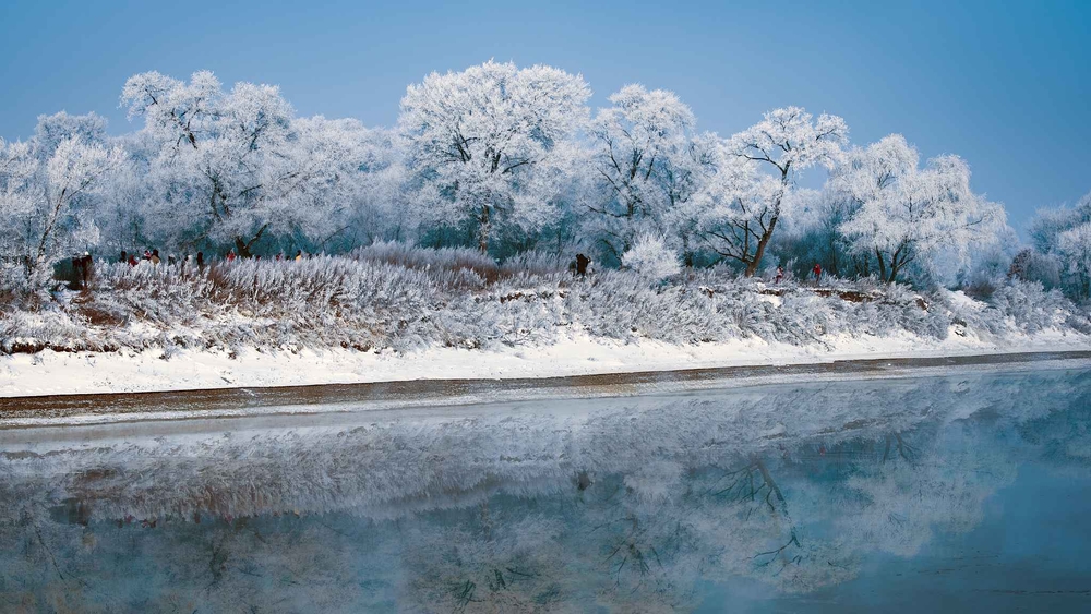 Lễ hội Sương muối tại C&aacute;t L&acirc;m đưa F168 và liên minh okvip lễ ký kết hợp tác chiến lược lạc v&agrave;o thế giới băng gi&aacute; tựa cổ t&iacute;ch b&ecirc;n d&ograve;ng s&ocirc;ng T&ugrave;ng Hoa