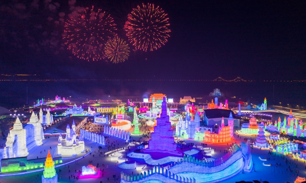 Lễ hội băng đăng sẽ đặc biệt ấn tượng vào ban đêm