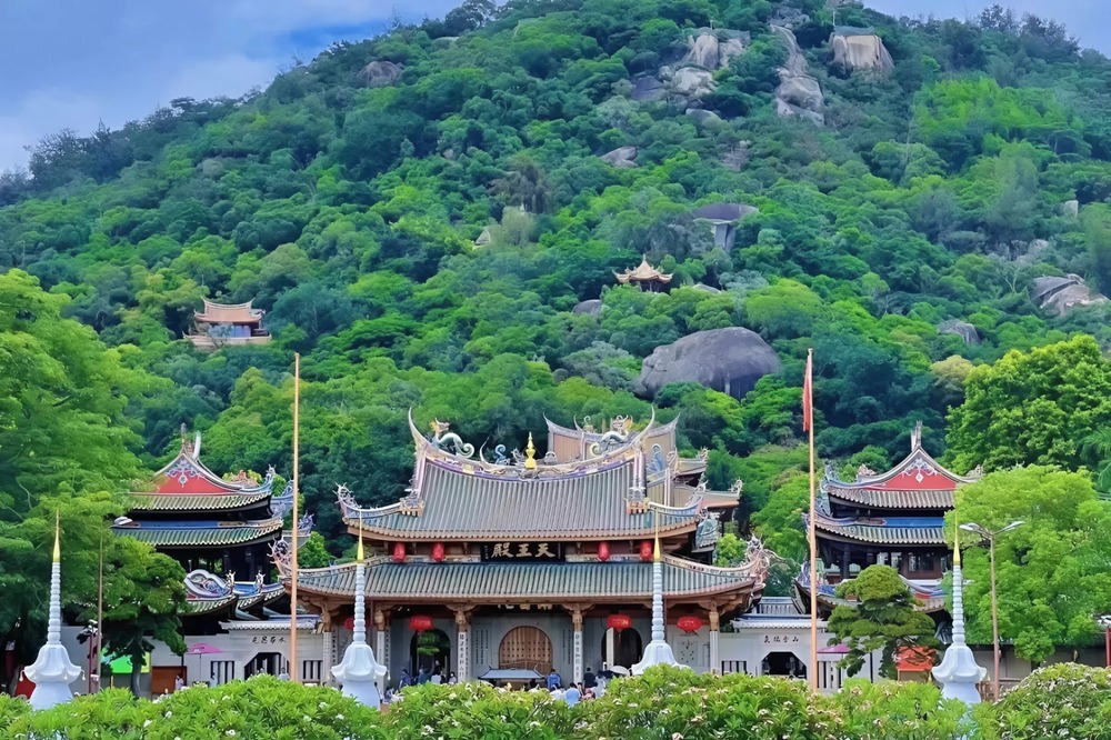 Ch&ugrave;a Nam Phổ Đ&agrave; &ndash; chốn an y&ecirc;n giữa l&ograve;ng Hạ M&ocirc;n rực nắng xu&acirc;n