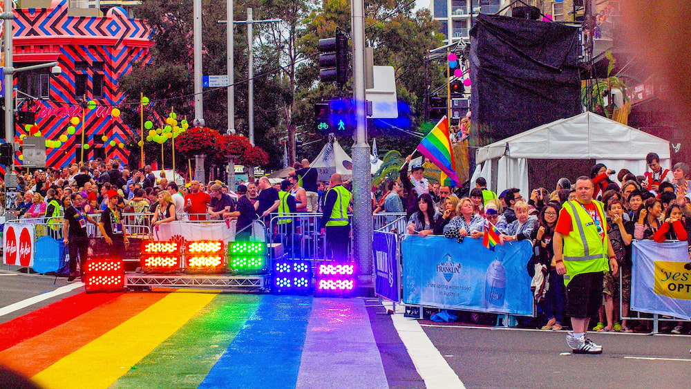 Sydney Gay and Lesbian Mardi Gras l&agrave; lễ hội biểu trưng cho sự tự do, đo&agrave;n kết của cộng đồng LGBT