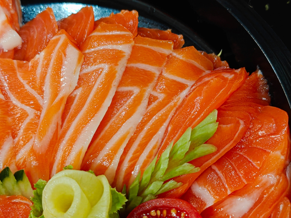 Thưởng thức Sashimi - món ngon đặc sản tại Ulsan
