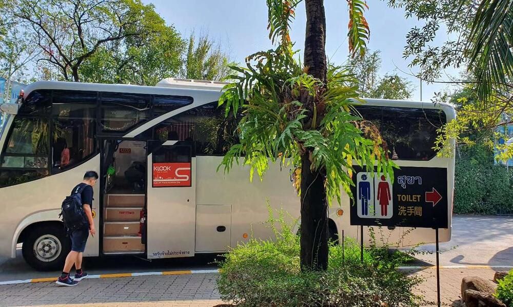 Xe bu&yacute;t đưa đ&oacute;n theo dịch vụ đặt trước gần như l&agrave; lựa chọn tốt nhất cho hầu hết F168 và liên minh okvip lễ ký kết hợp tác chiến lược đến Safari World