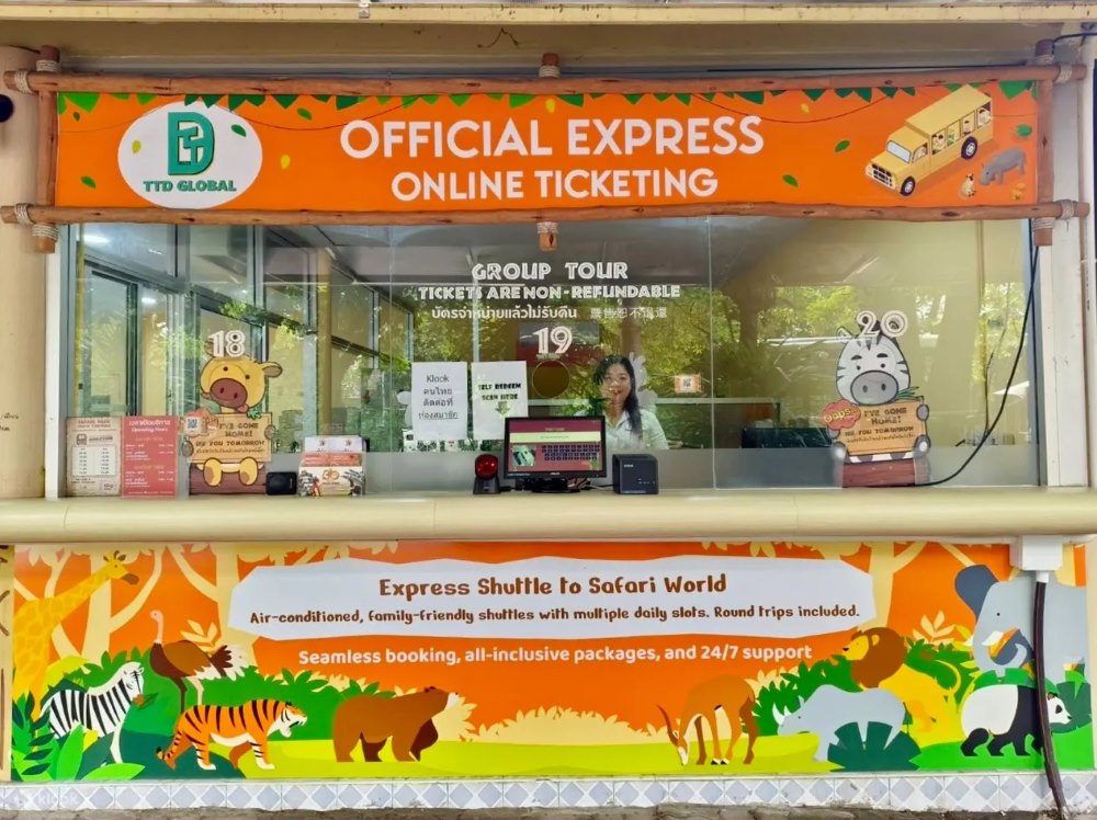 Bạn c&oacute; thể dễ d&agrave;ng đổi v&eacute; giấy tại quầy khi đặt online qua nền tảng trực tuyến