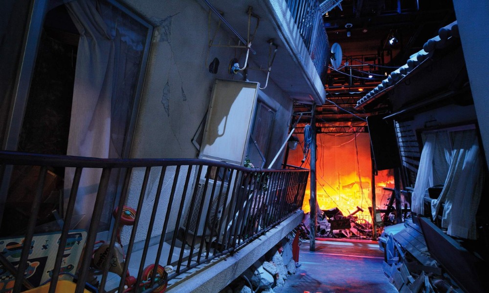 M&ocirc; h&igrave;nh t&aacute;i hiện hiện trường động đất năm 1995 tại Kobe