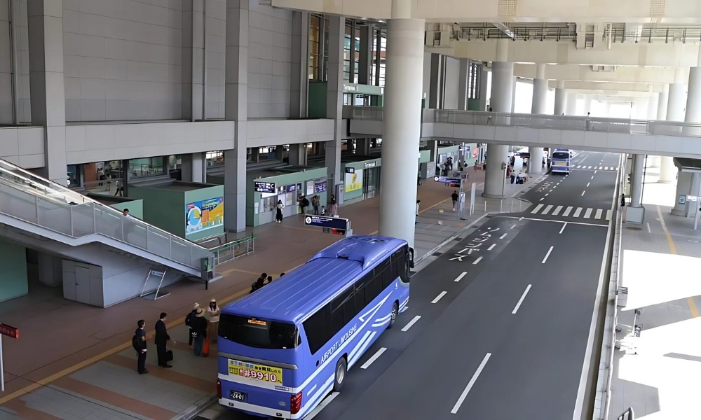 Xe bu&yacute;t limousine từ s&acirc;n bay Kansai về trung t&acirc;m Kobe nhanh ch&oacute;ng v&agrave; tiện lợi