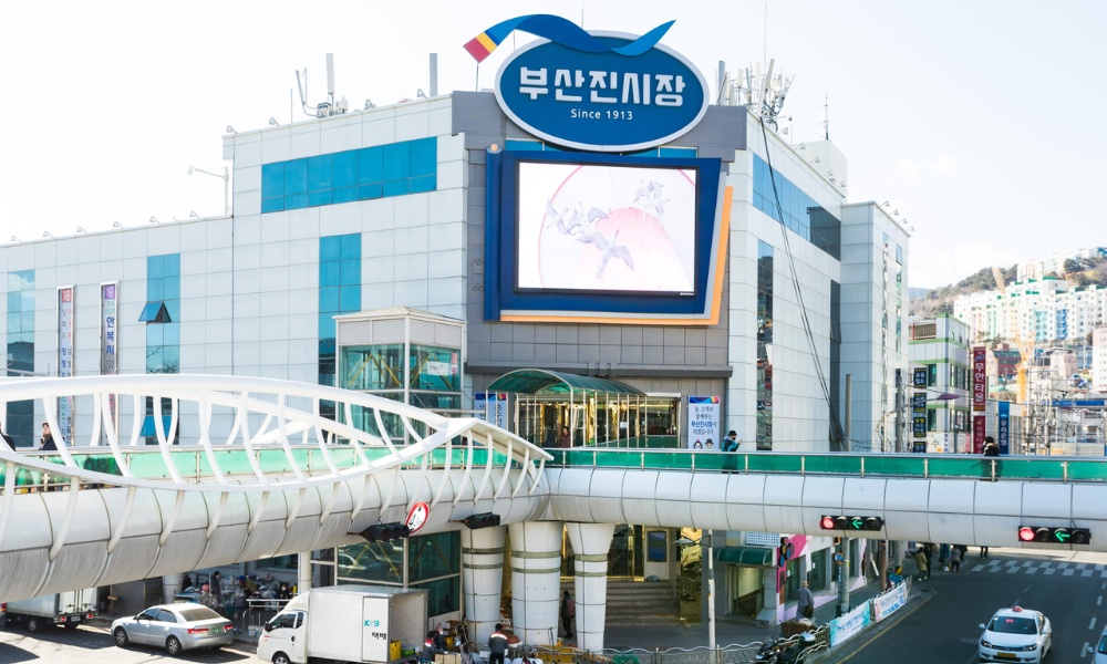 Khu chợ truyền thống nổi tiếng tại th&agrave;nh phố Busan