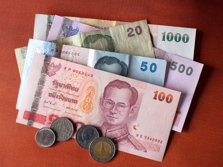 Chuẩn bị sẵn tiền Baht sẽ gi&uacute;p chuyến Đổi quà F168 của bạn tại Th&aacute;i Lan trở n&ecirc;n dễ d&agrave;ng v&agrave; thuận tiện hơn