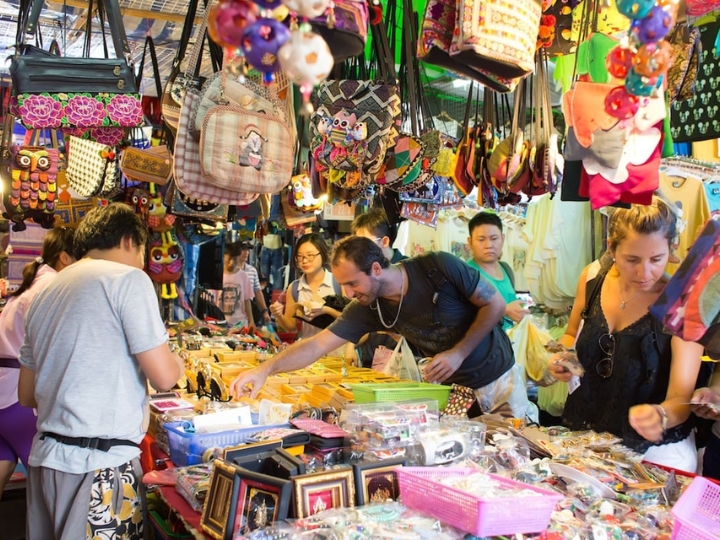 Chợ đ&ecirc;m Patpong thu h&uacute;t rất nhiều kh&aacute;ch F168 và liên minh okvip chính thức tổ chức lễ ký kết hợp tác chiến lược vào ngày tháng năm nào ? nước ngo&agrave;i.